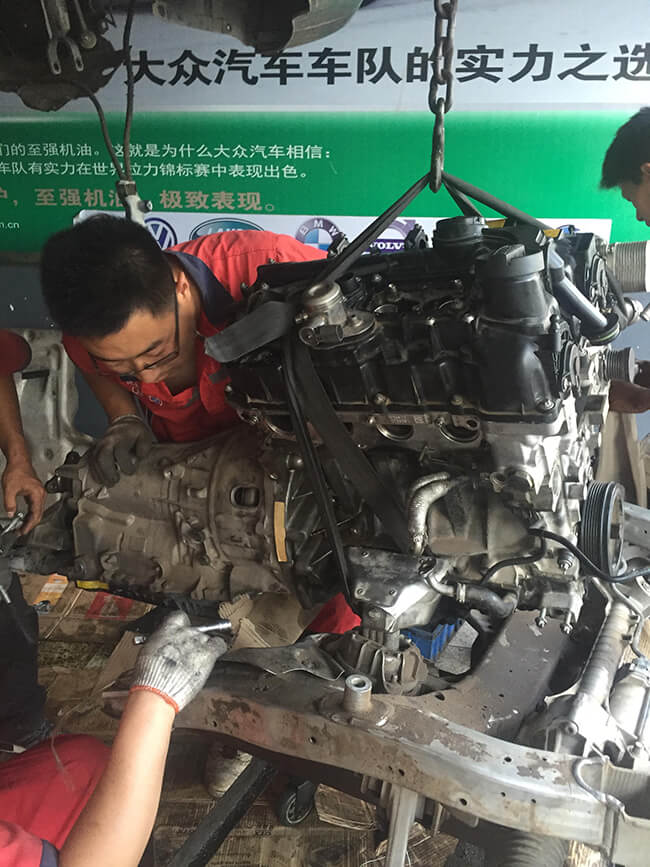 停車時，先熄火還是先關(guān)空調(diào)？