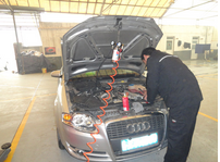 奔馳轎車發(fā)動(dòng)機(jī)尾氣冒黑煙如何處理？