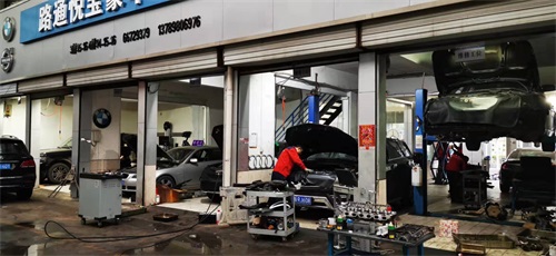 寶馬汽車維修發(fā)動機(jī)時常見的4大故障